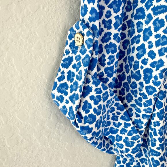 J. McLaughlin Women Catalina Cloth Button Top Size M Stretch Summer Cheetah Blue - Picture 5 of 8